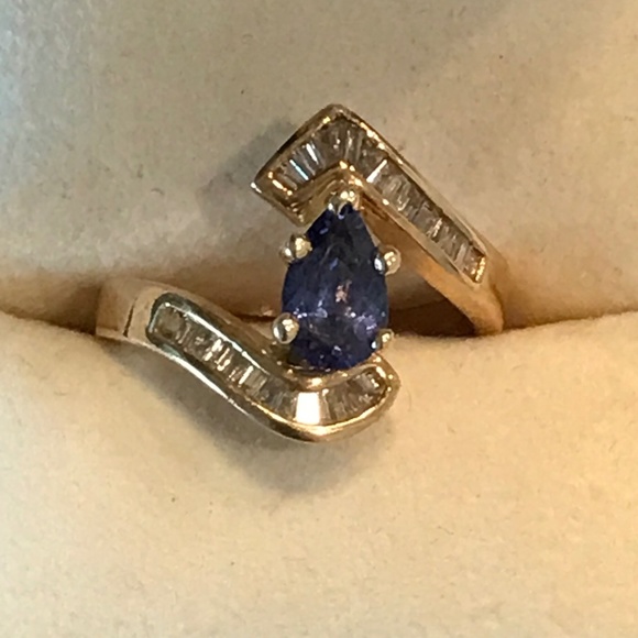 Tanzanite & Diamond Ring 14K. gold Size 7 - Picture 5 of 15